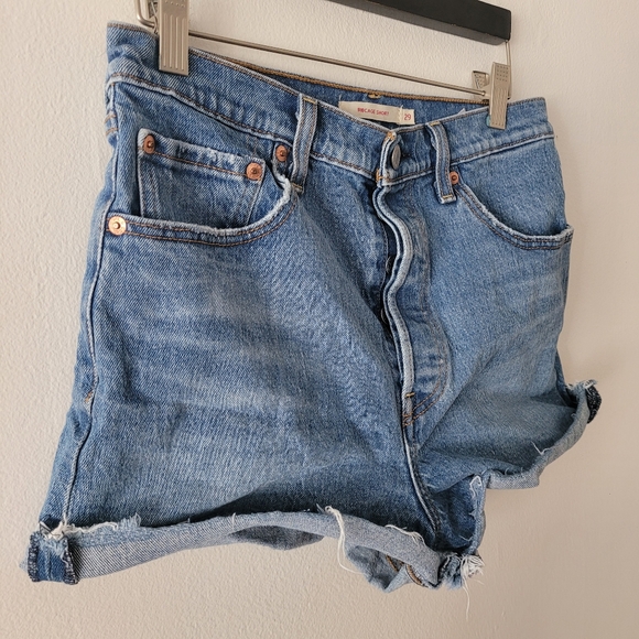 Levis Ribcage Denim Raw Hem Blue Jean Shorts Size 29 Button Fly - Picture 6 of 11